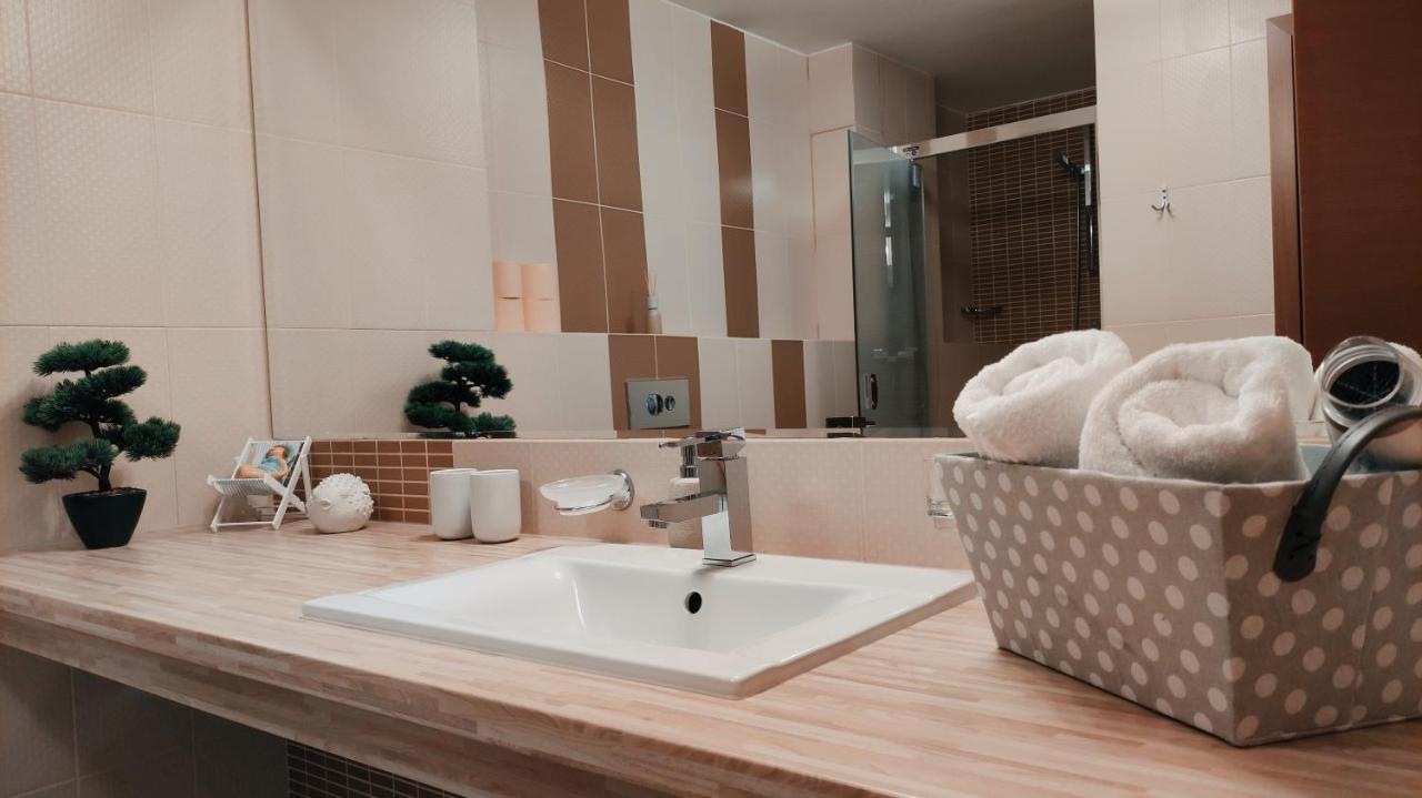 Nicole Apartment ドノヴァリ エクステリア 写真